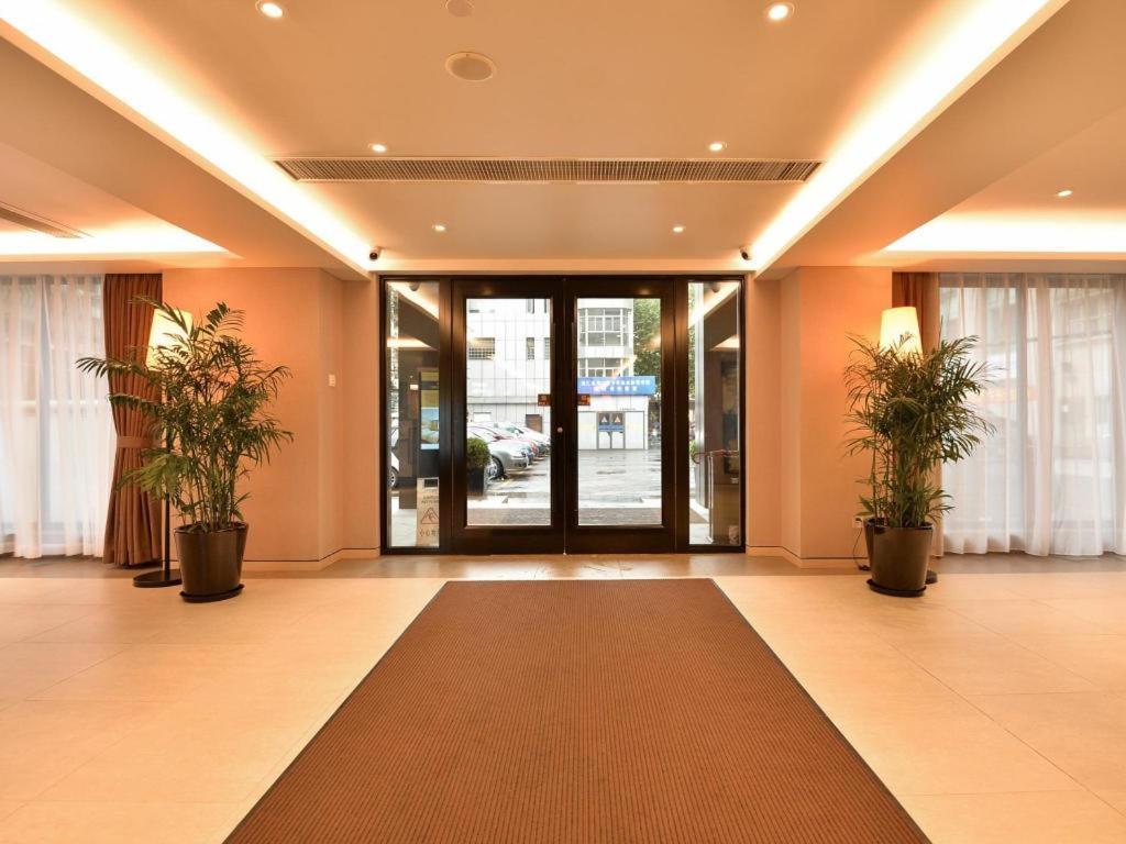Home Inns Plus Shanghai Xujiahui Branch Luaran gambar