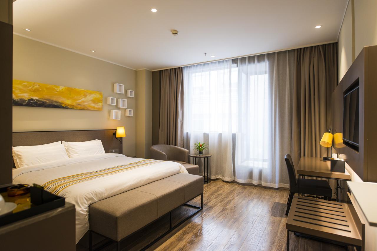 Home Inns Plus Shanghai Xujiahui Branch Luaran gambar